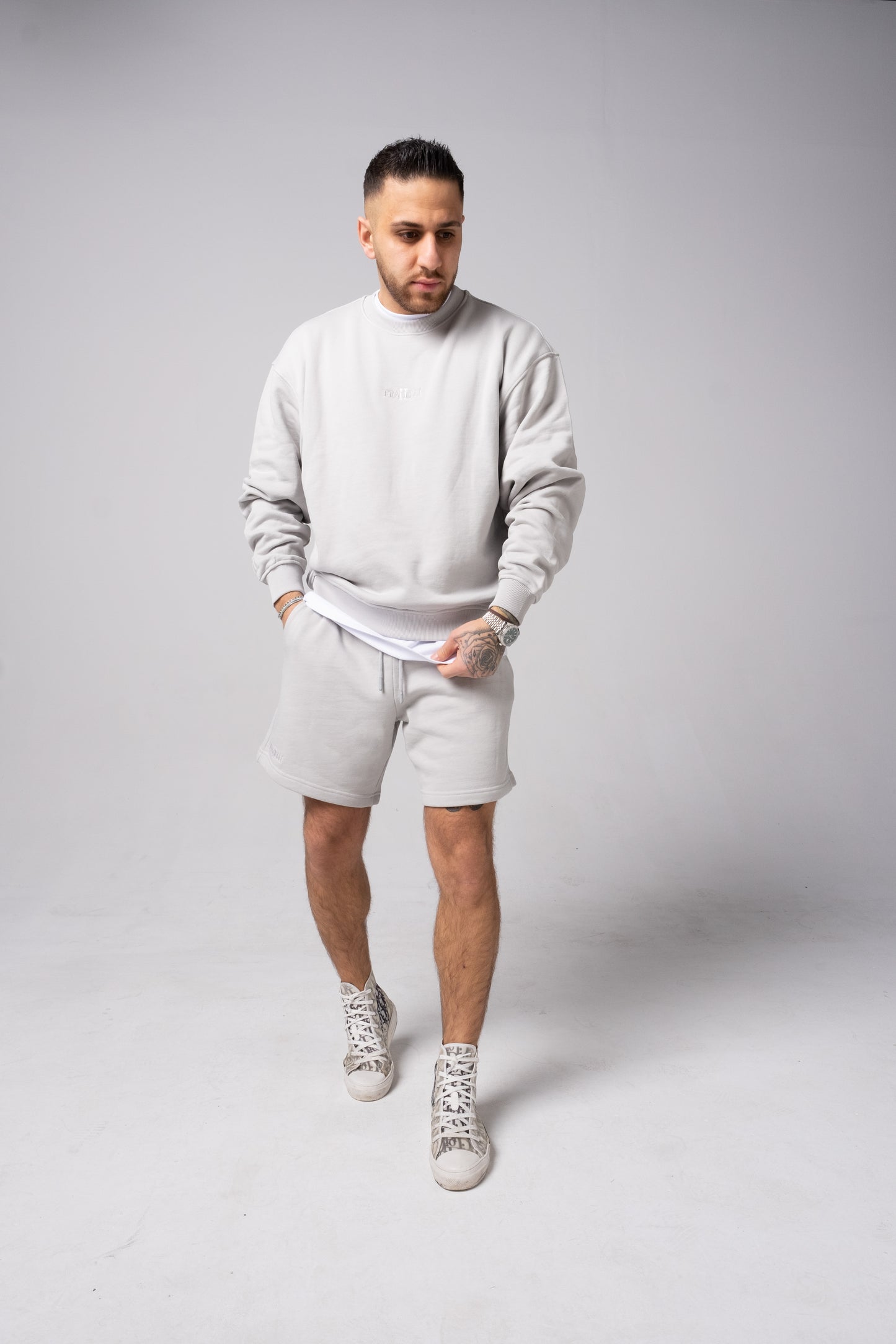 2FRATELLI Shorts light grey Men - 2FRATELLI