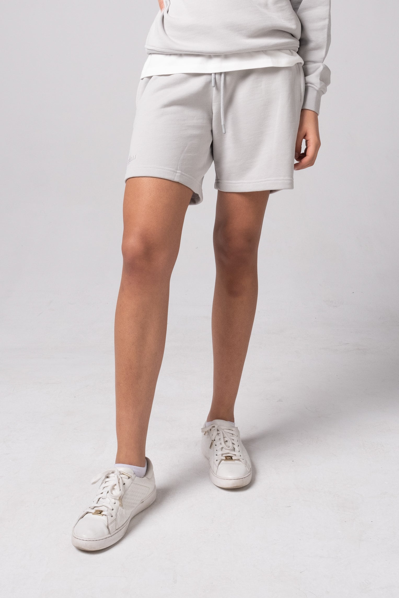 2FRATELLI Shorts light grey Women - 2FRATELLI